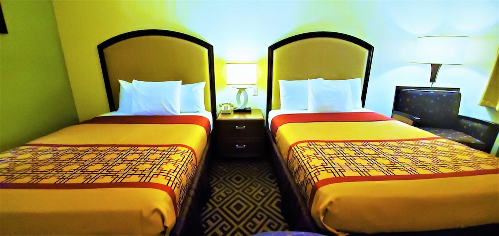 Travel Inn & Suites - Sikeston/Miner (i-55 Exit-67)