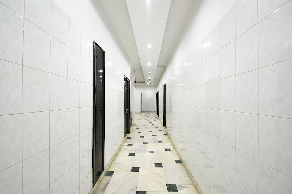 Fabhotel Delhi Darbar