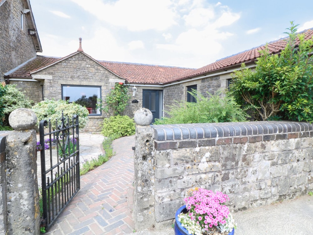 Shepton Mallet Vacations - Leigh Holt - Property Image 11
