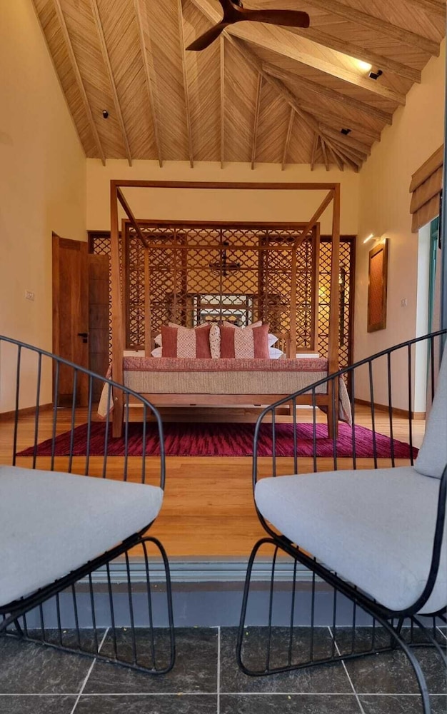 Heavensa Villas and Suites by The Clarks