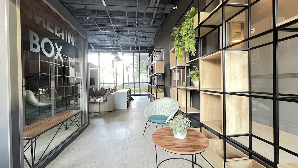 meeting & event spaces