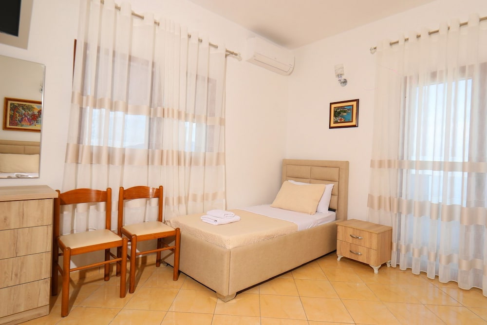 Hill Suites