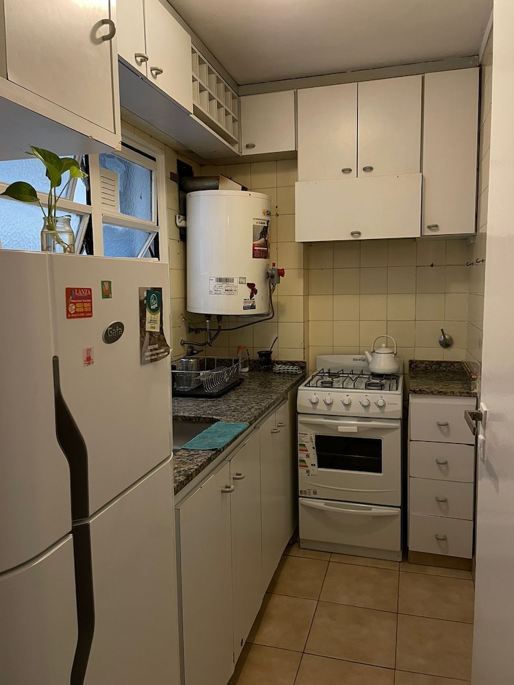 DEPARTAMENTO COMPLETO EN RECOLETA