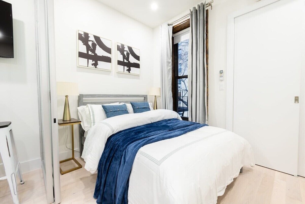 317 UES Apartments
