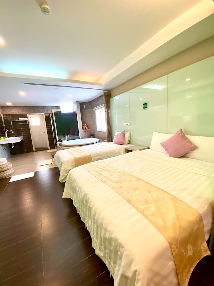 Water Front Hotel