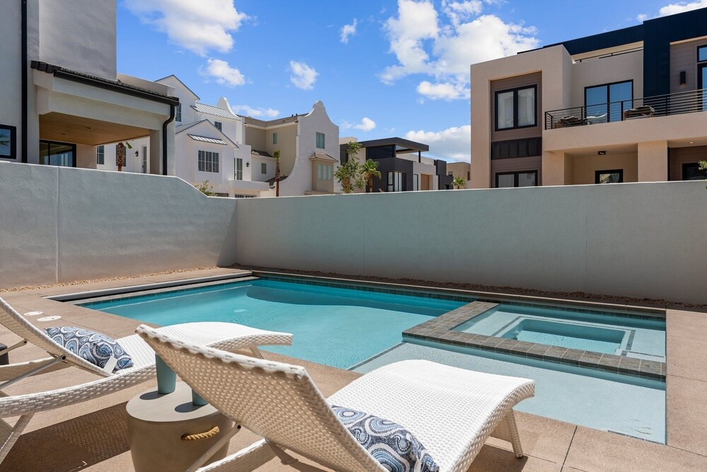 Lula Cove 7 Bedroom Home