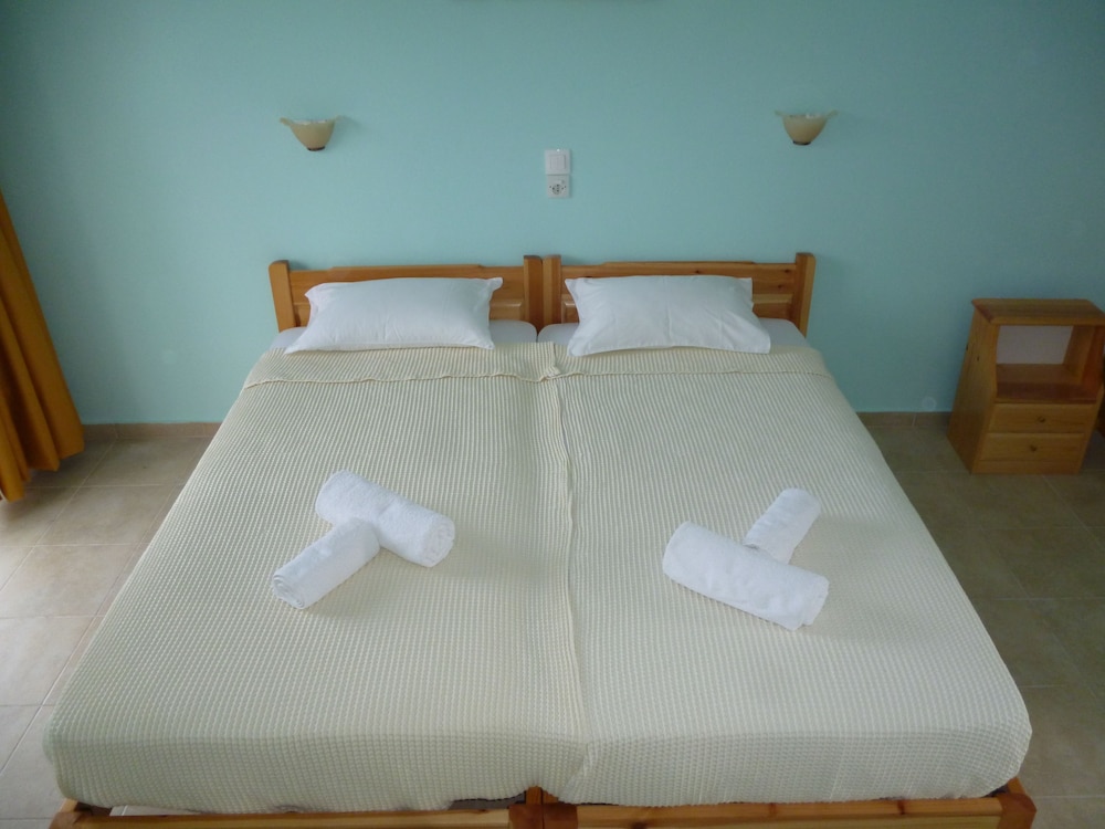 Alexandros Guest House photo 5