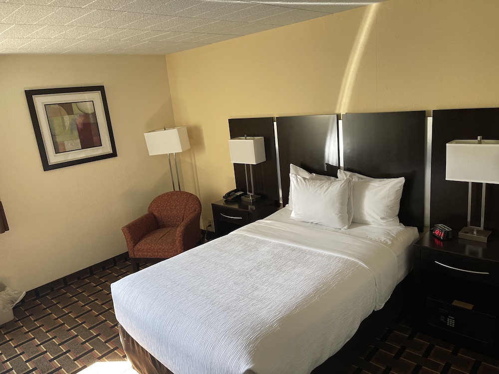 Comfort Inn Dunmore - Scranton East view 5