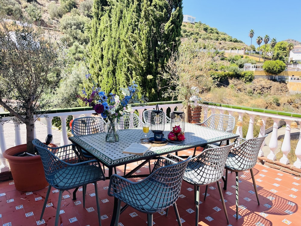Villa Jina con Piscina by At Home Costa del Sol