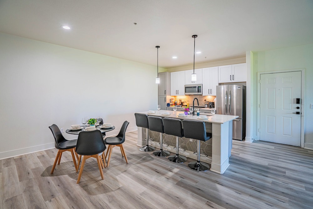 ROVE LIVING/KB - Zone Westgate