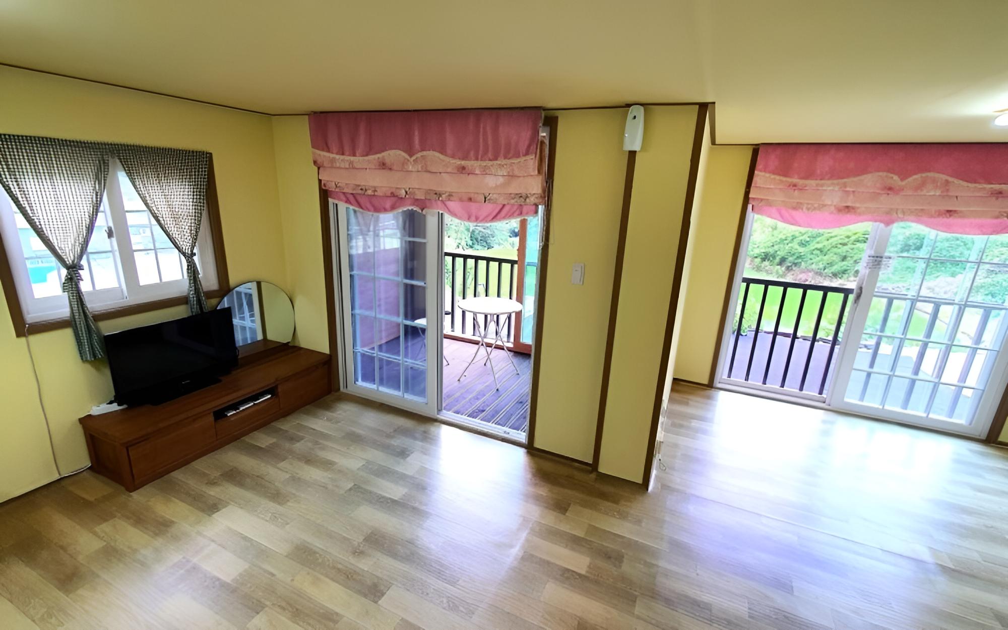 Hadong Sansuae Pension