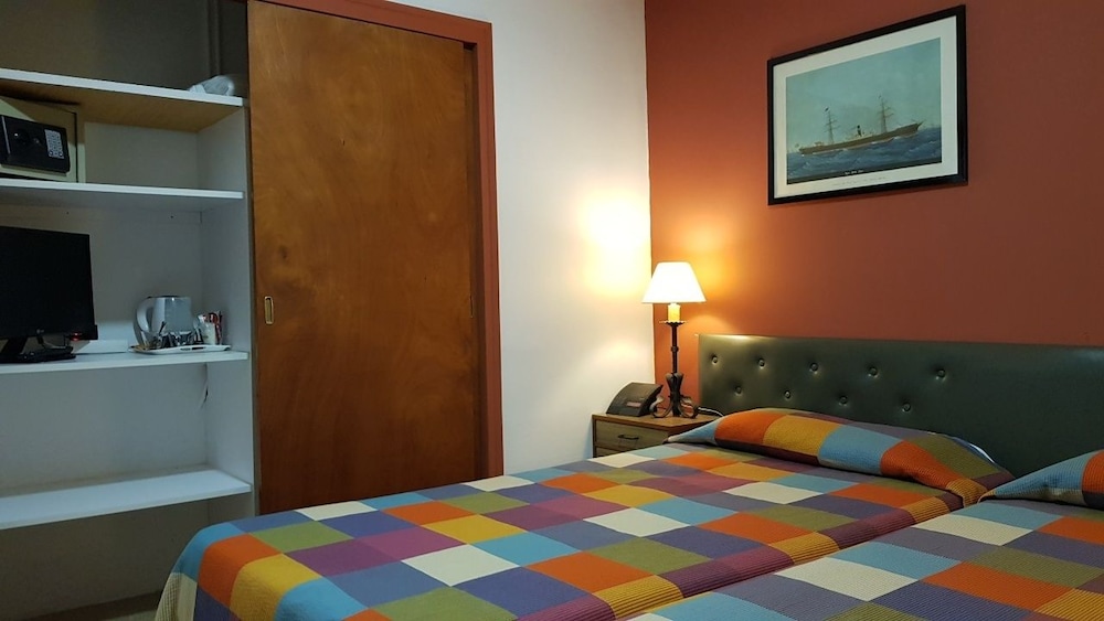 Hostal Residencia Catalina view 3
