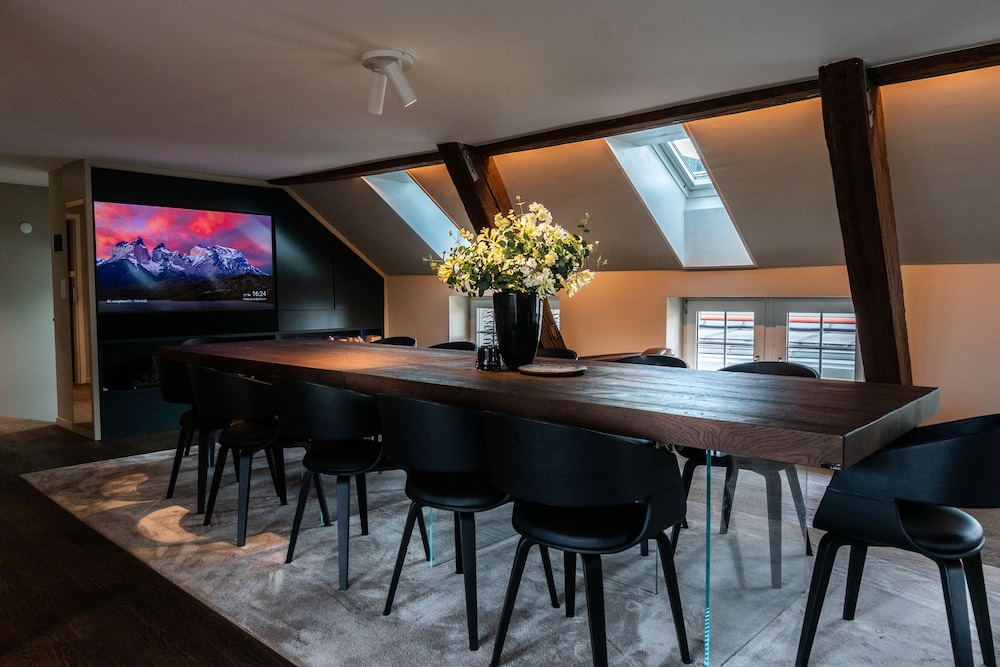 meeting & event spaces