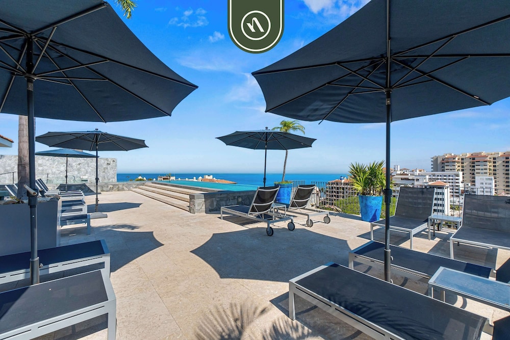 Elegant Studio in Romantic Zone - Rooftop Pool