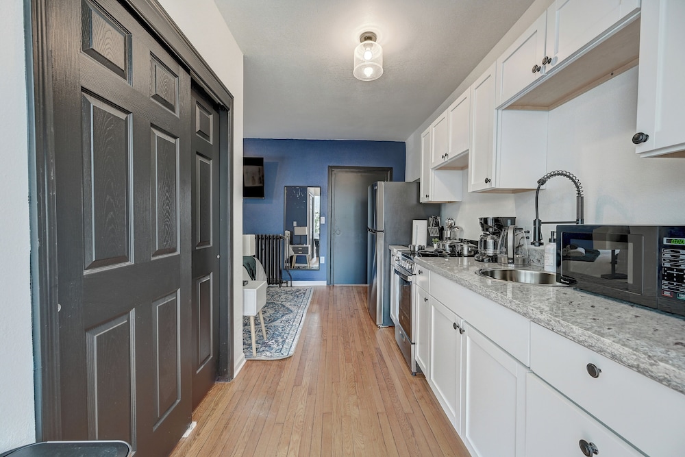 ROVE LIVING/KB - Prospect