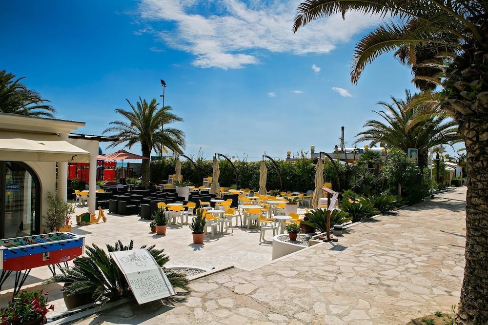 Hotel Antares