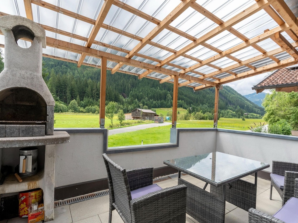 Apartment Neukirchen Near Ski Slopes