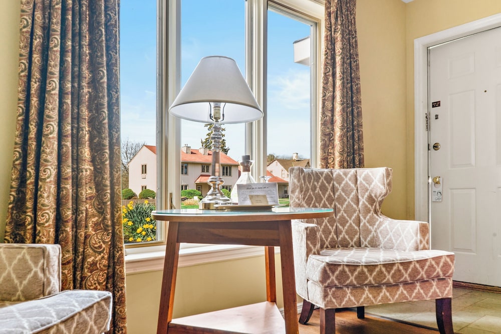 Delamater Inn