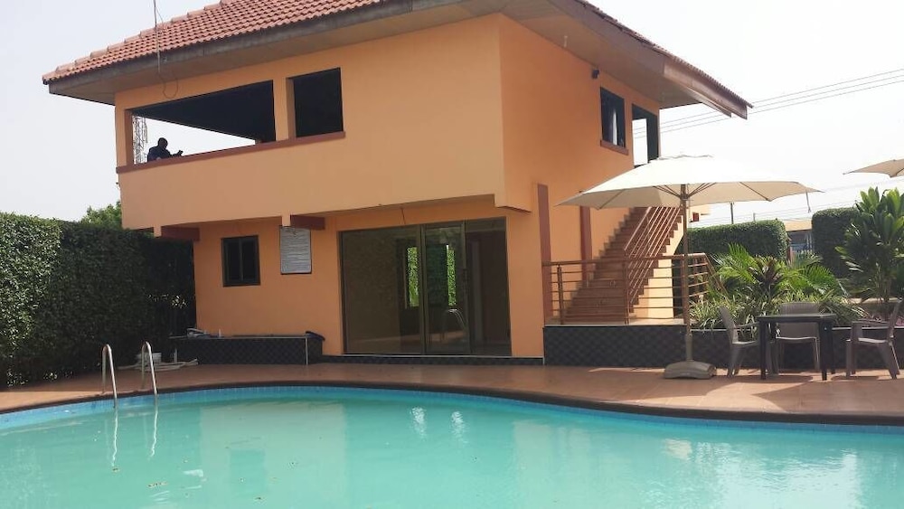 Ponderosa Travel Lodge