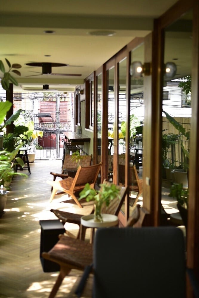 lounge