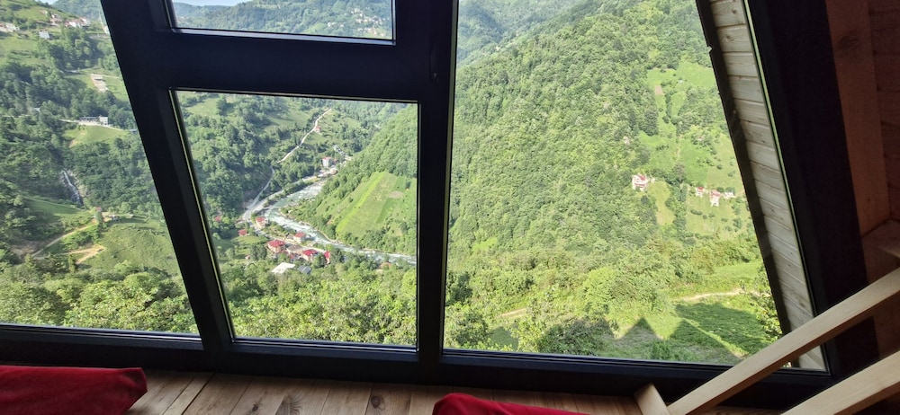 HAVALI SÜİT BUNGALOV