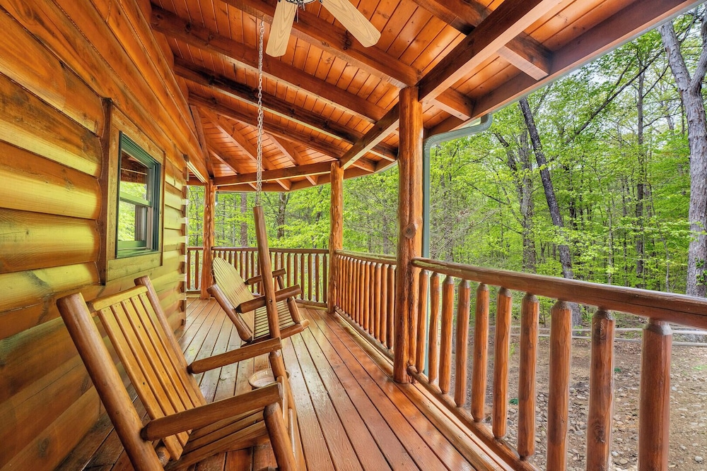 Smoky Bear Cabin