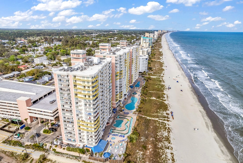 Conway Vacations - Baywatch Resort Oceanfront Dream Maker - Property Image 1