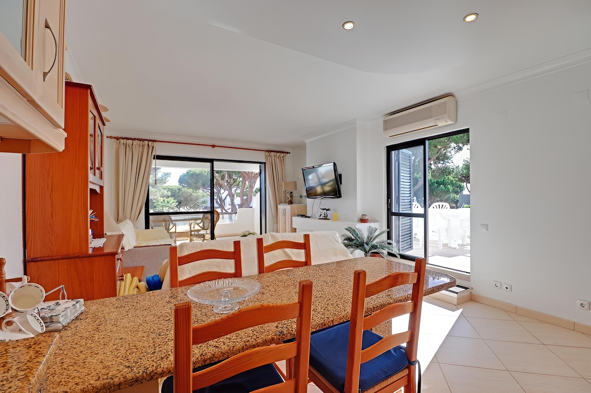 Vilamoura Terrace With Pool by Homing view 5