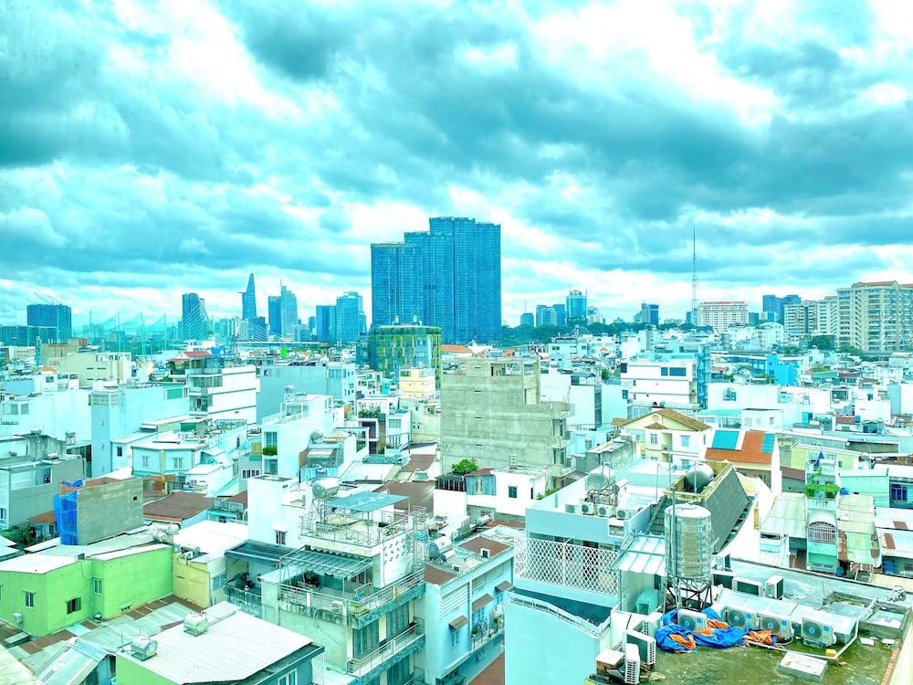 Omni Tower Sukhumvit Nana - Direct
