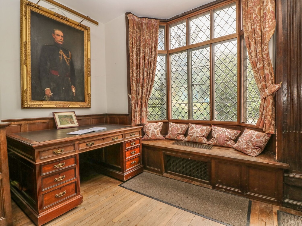 Hoath House