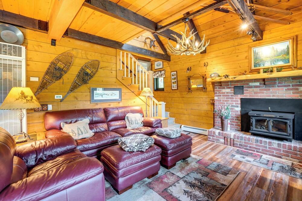 24str-00023 Fairplay Cabin w/ Hot Tub on 4 Acres!