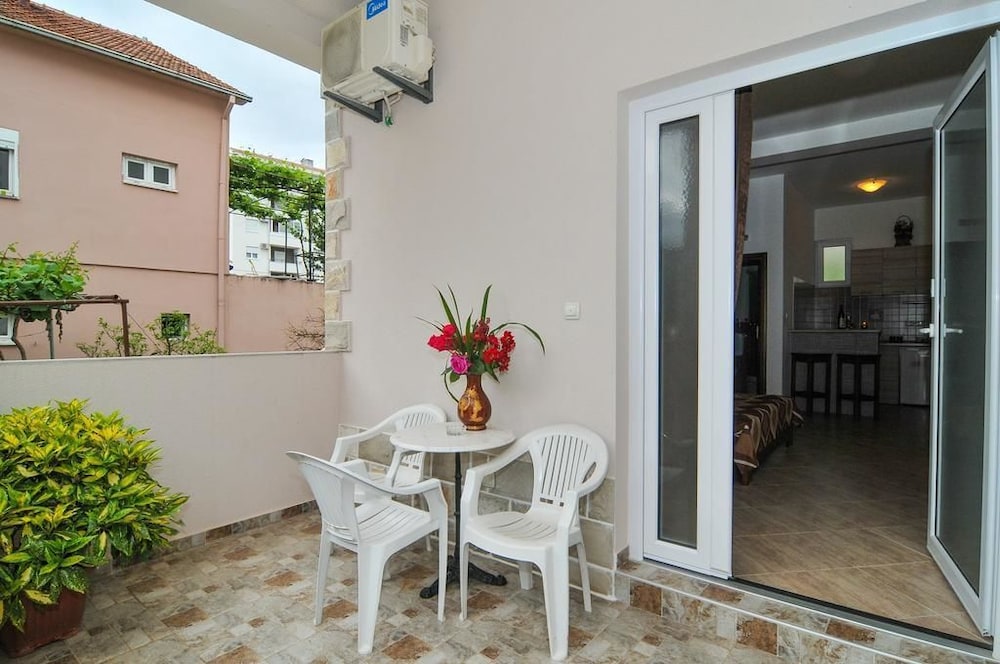 Apartments Samardzic