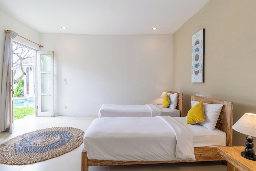 Villa Cocodrilos 2 by Pertama Management
