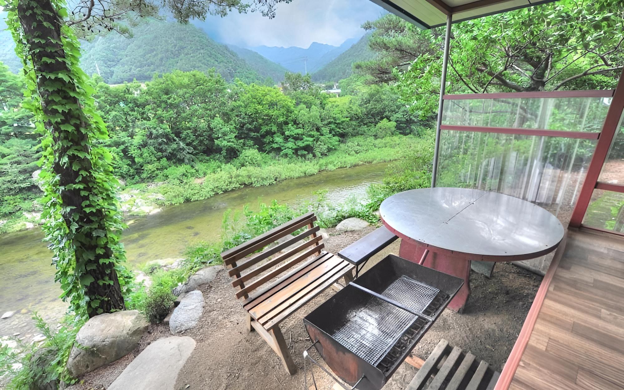 Inje Solbathwangto Pension view 2