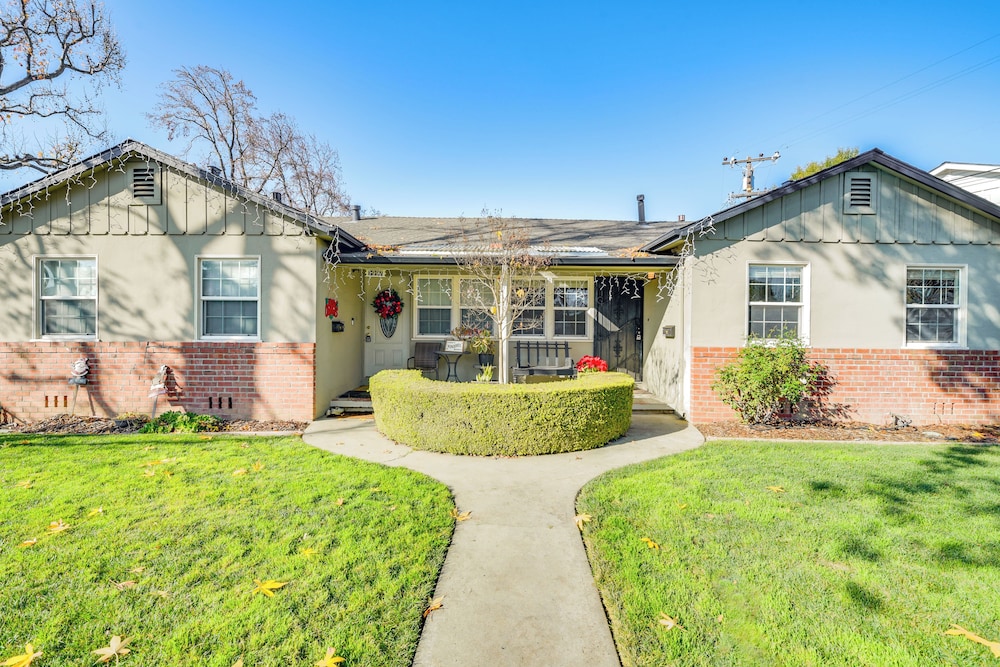 4 Mi to Dtwn San Jose: Sleek & Modern Duplex!