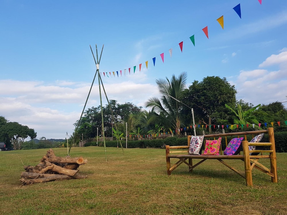 Mae Klang Banyen Hill