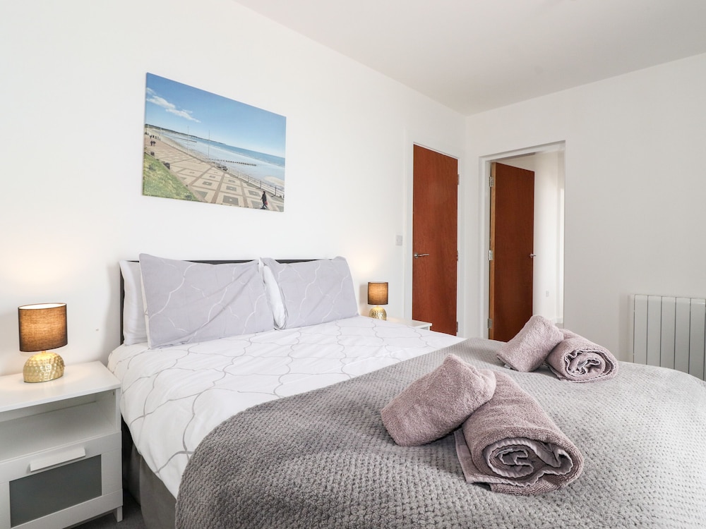 6 Seaview @ Bridlington Bay