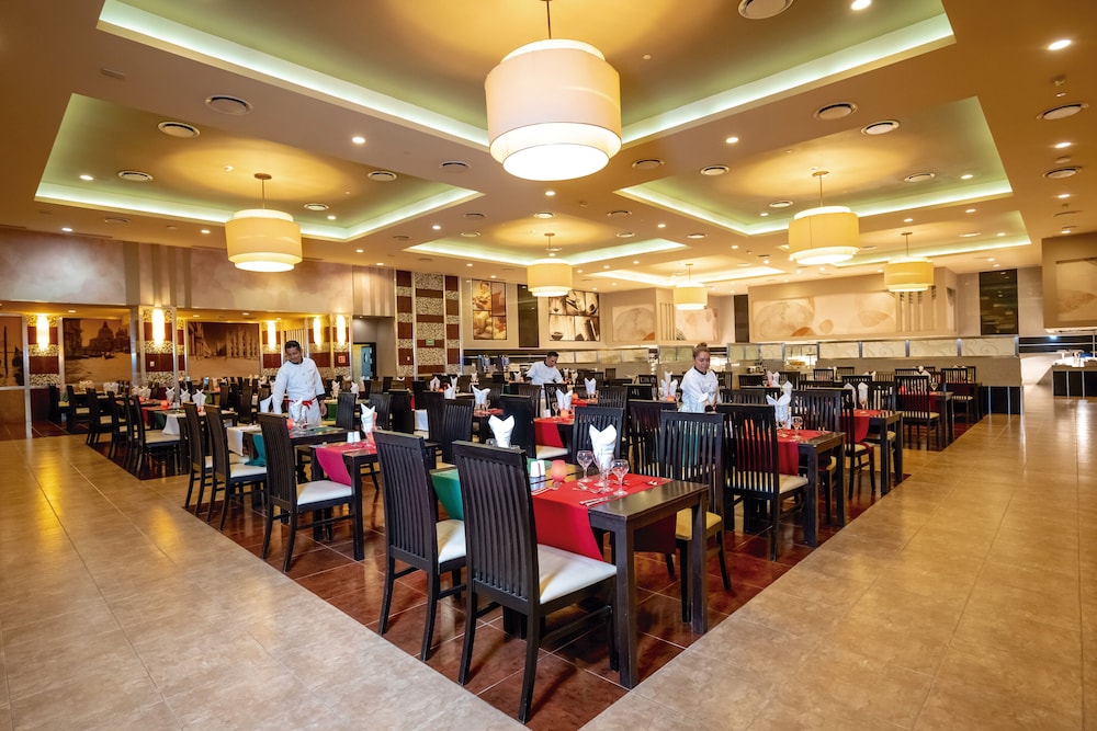 Los Cabos Vacations - Hotel Riu Santa Fe - All Inclusive - Property Image 39