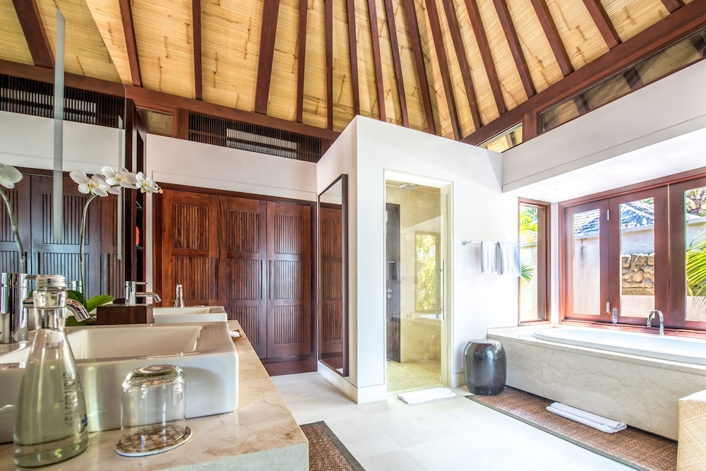 The Ungasan Clifftop Resort 44