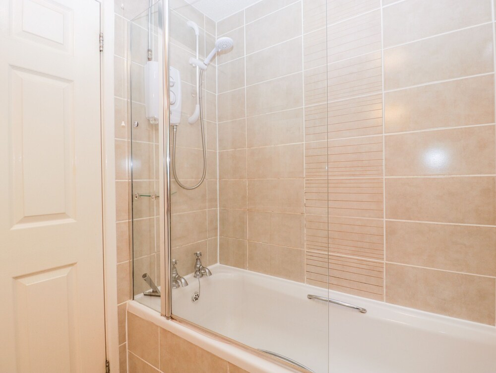 5 Wye Rapid Cottages