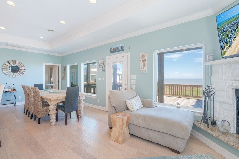 C View 3 Bedroom Home