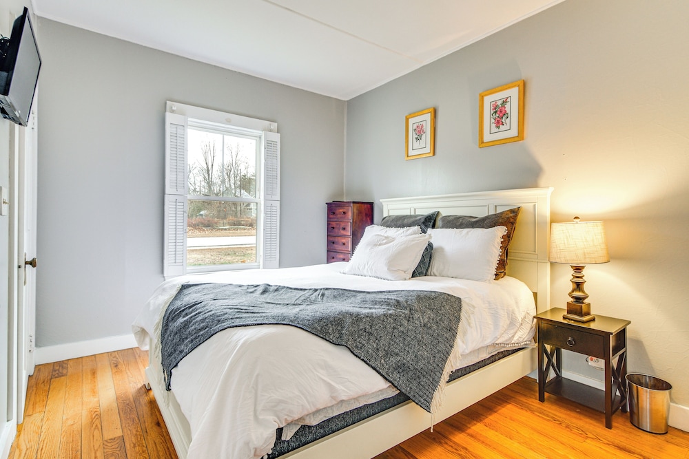 Ski, Hike & Fish: Dog-friendly Gem in Conway