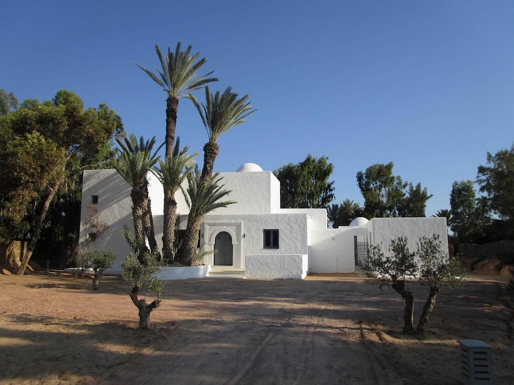 Menezel Jerba