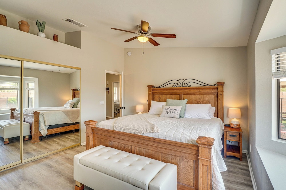 6 Mi to Dtwn: Tucson Gem w/ Outdoor Oasis!