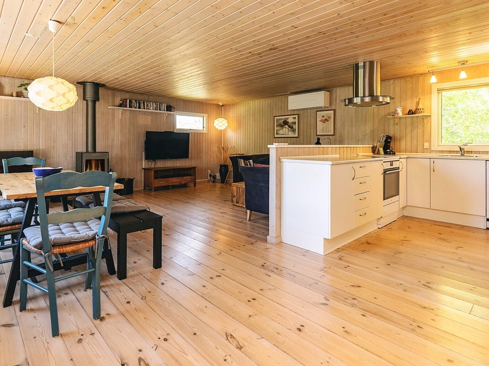 6 Person Holiday Home in Hals