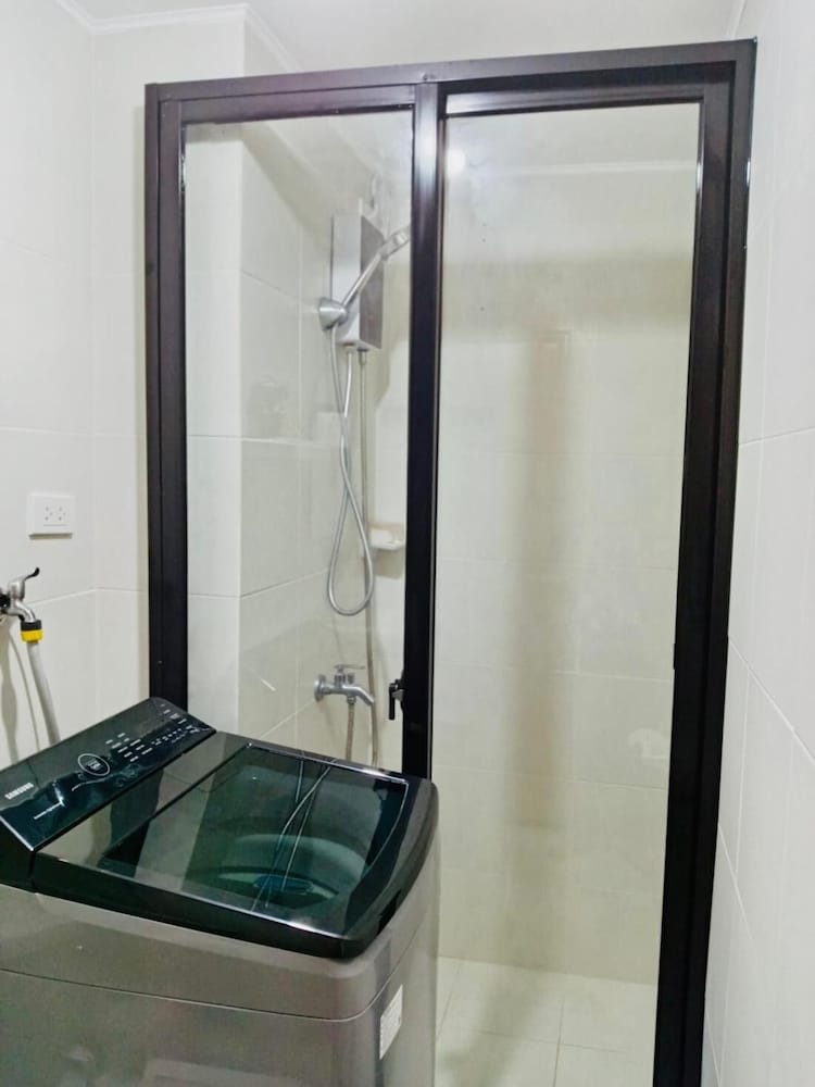 Oceanfront Condo in Dumaguete City - Perfect Getaway