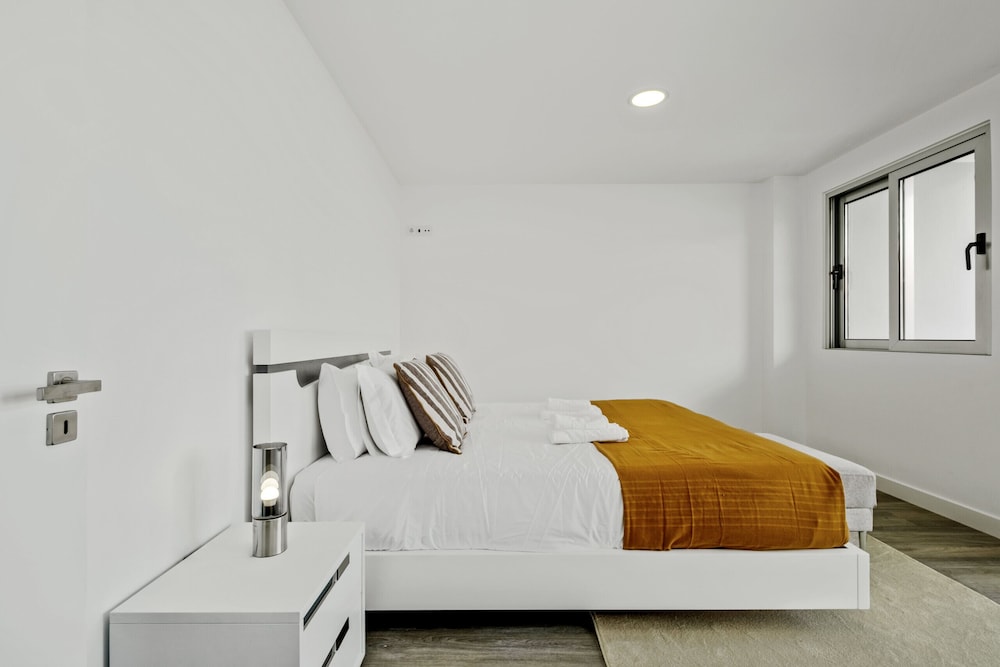 Villa Vellure by Homie