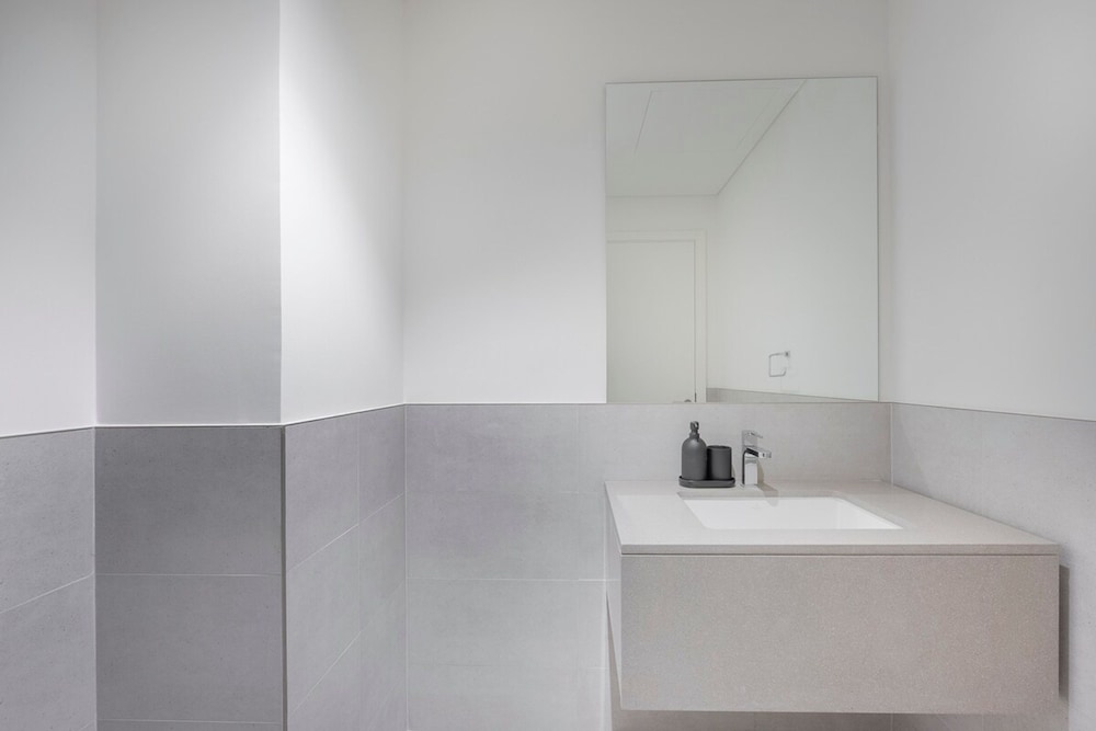 Peaceful 4-bedroom Bright Kitchen Space in Dubai Creek Harbour