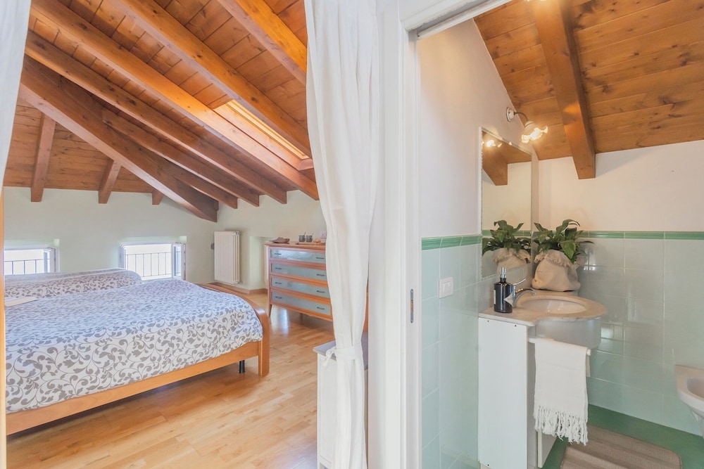 Giuliano's House - Amazing Lake View by Rent all Como