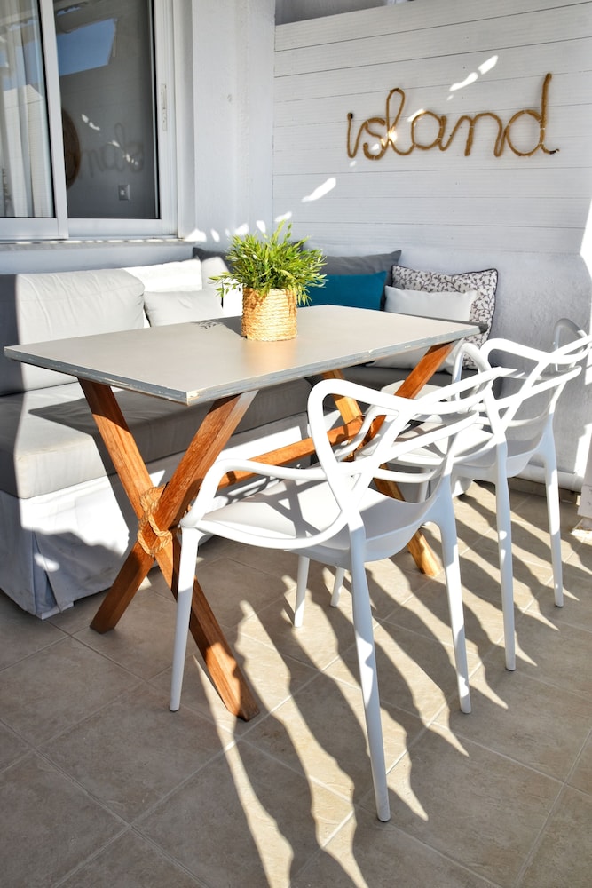 Angelos Design Suites